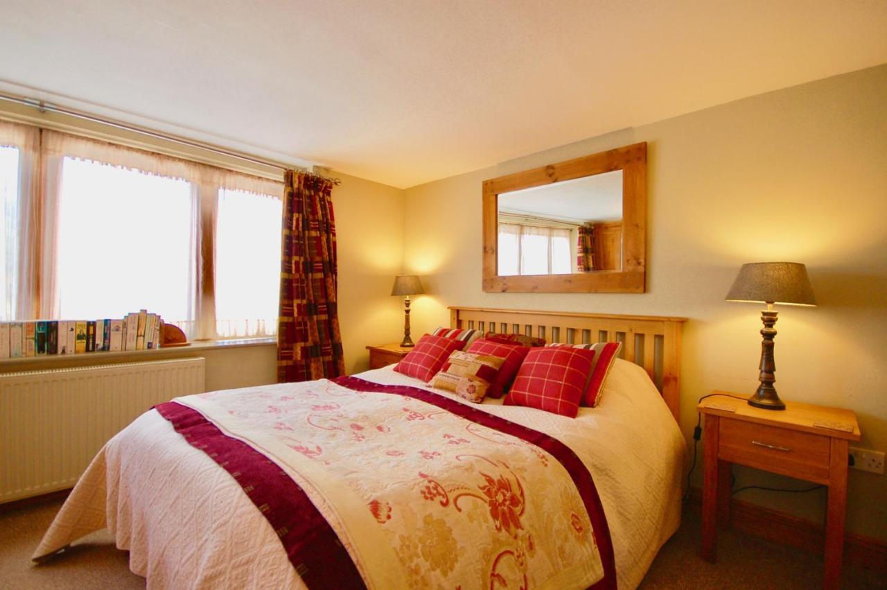 The Old Forge Bed & Breakfast East Kennett Exterior photo
